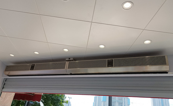 230V Commercial Door Air Curtain 2000m³/h Airflow Stainless Steel